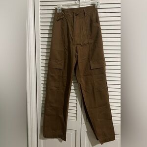Woman’s Altar'd State Brown Cargo Pants Xs